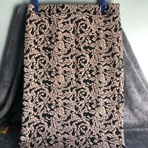 𝅺FOREVER 21 Floral lace print design Brown Black pencil skirt Size large #s1115